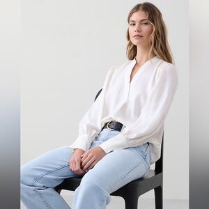NWT Banana Republic Factory Crepe Volume-Sleeve Blouse
